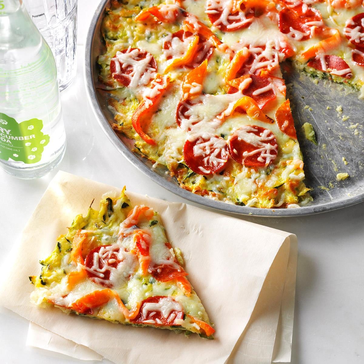 Zucchini-Crusted披萨