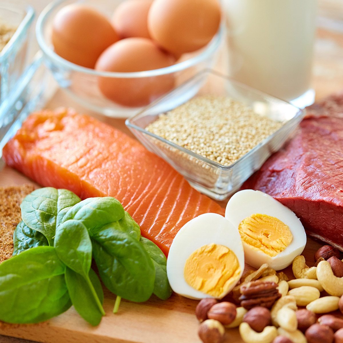 健康饮食理念——餐桌上富含天然蛋白质的食物;伤风ID 684710068;工作(TFH、TOH、RD、BNB、CWM、CM):家的味道188金宝博体育手机版