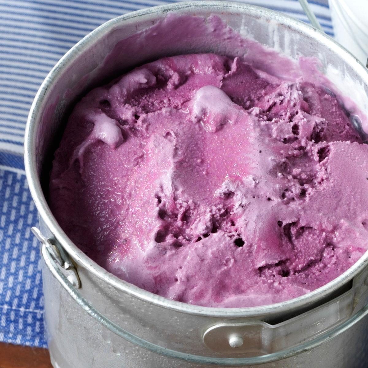 黑莓冻酸奶